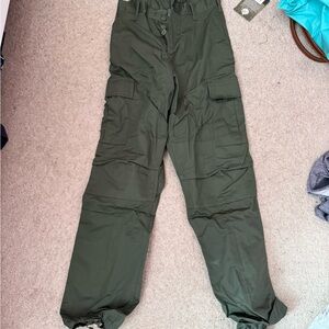 Women Green Cargo Pants